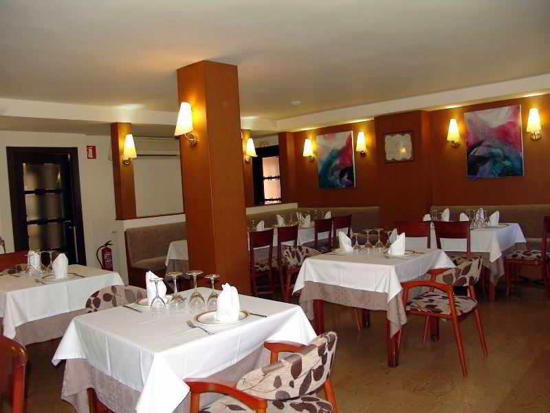 Hotel Badaín Lafortunada Exterior foto